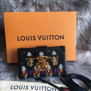100% Authentic New Louie Vuitton. Stunning.